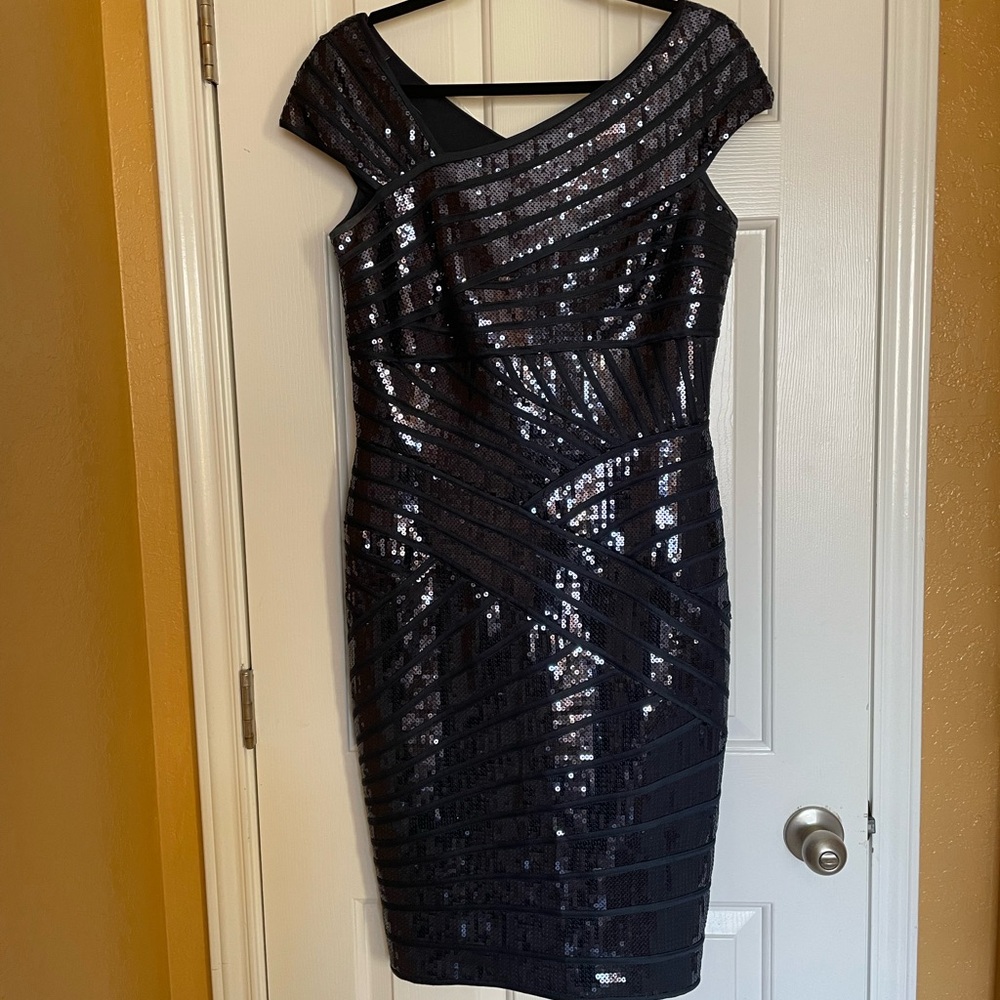 Tadashi Shoji Navy Blue Sequin Midi Dress - Picture 4 of 6